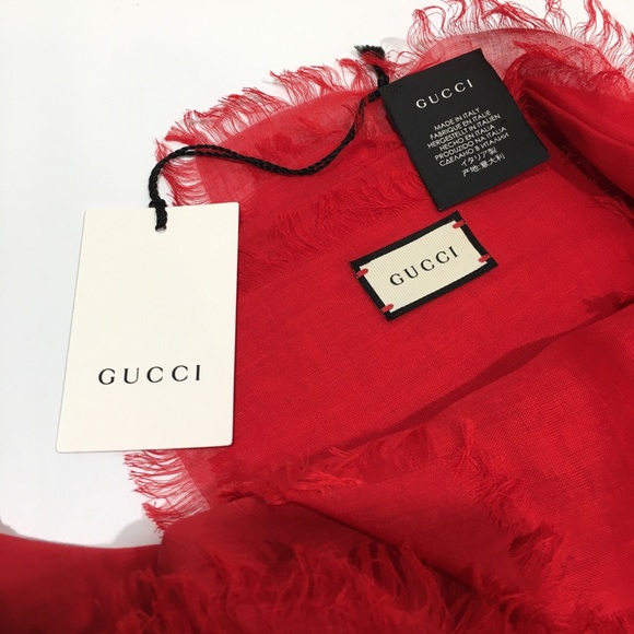 Gucci "Tomorrow is Now Yesterday" Red Silk Pashmina /Shawl -NEW - Picture 8 of 10